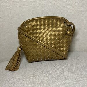 Gold Woven Crossbody Bag with Tassel- vintage